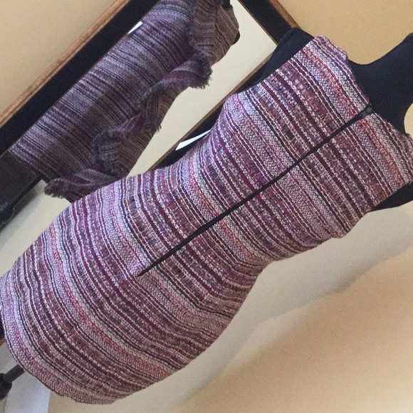 NWTS Gorgeous tweed Chanel like dress - Picture 2 of 4